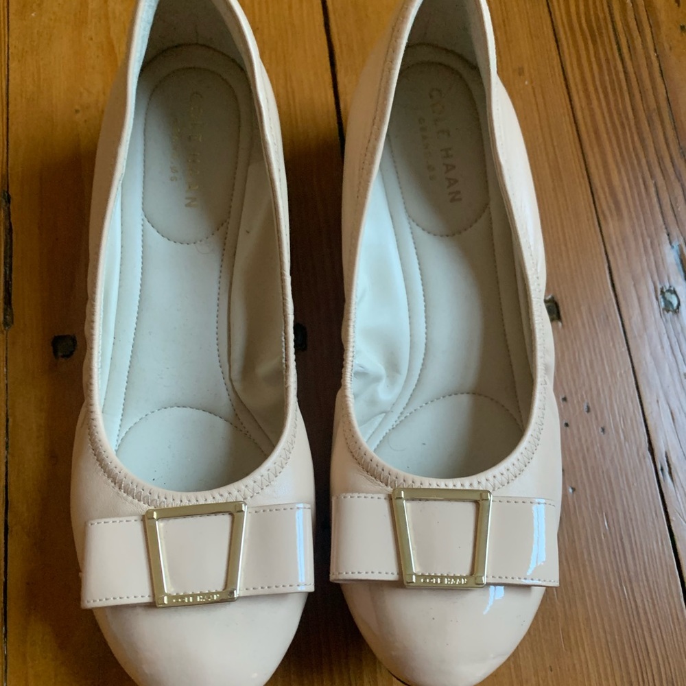 Cole Haan Women's Emery Bow Wedge (40mm) Pump